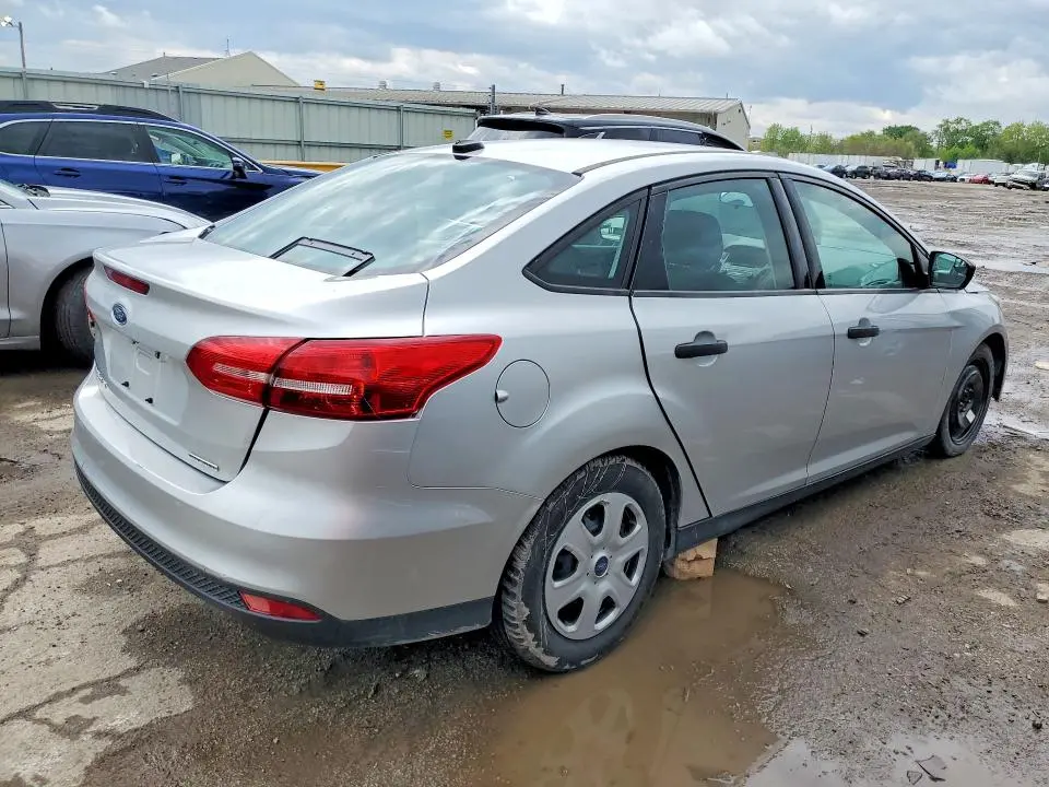 2015 FORD FOCUS S  