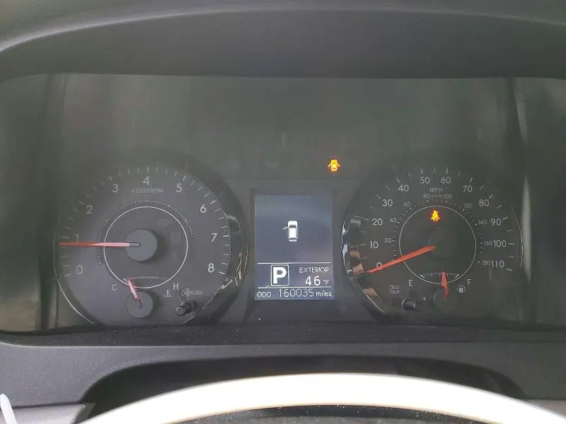 2015 TOYOTA SIENNA LE  