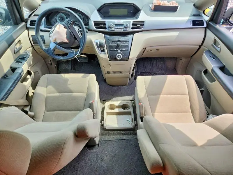 2012 HONDA ODYSSEY LX  