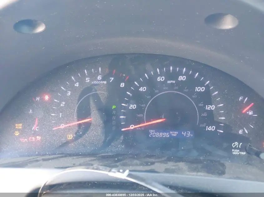 2011 TOYOTA CAMRY LE