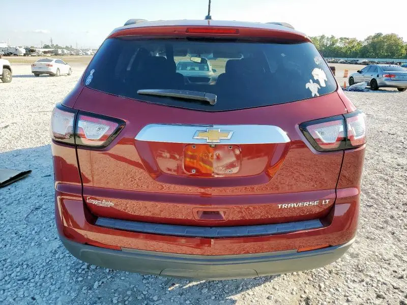 2015 CHEVROLET TRAVERSE LT  