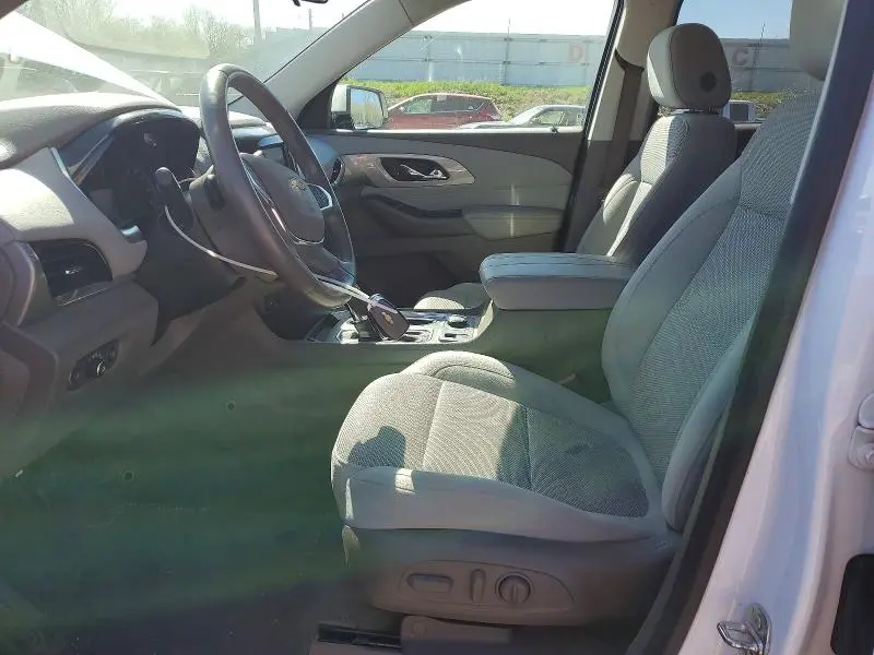 2020 CHEVROLET TRAVERSE LT  