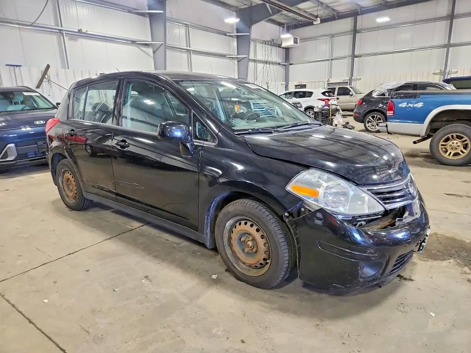 2010 NISSAN VERSA 1.8 S  