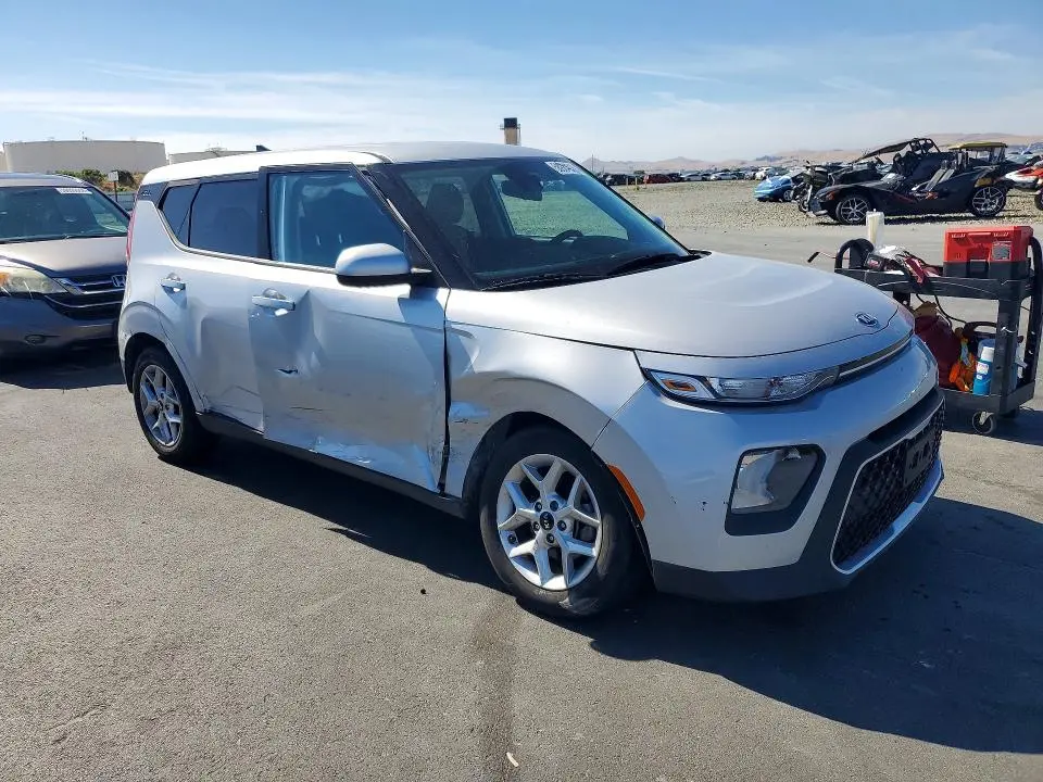2020 KIA SOUL S  
