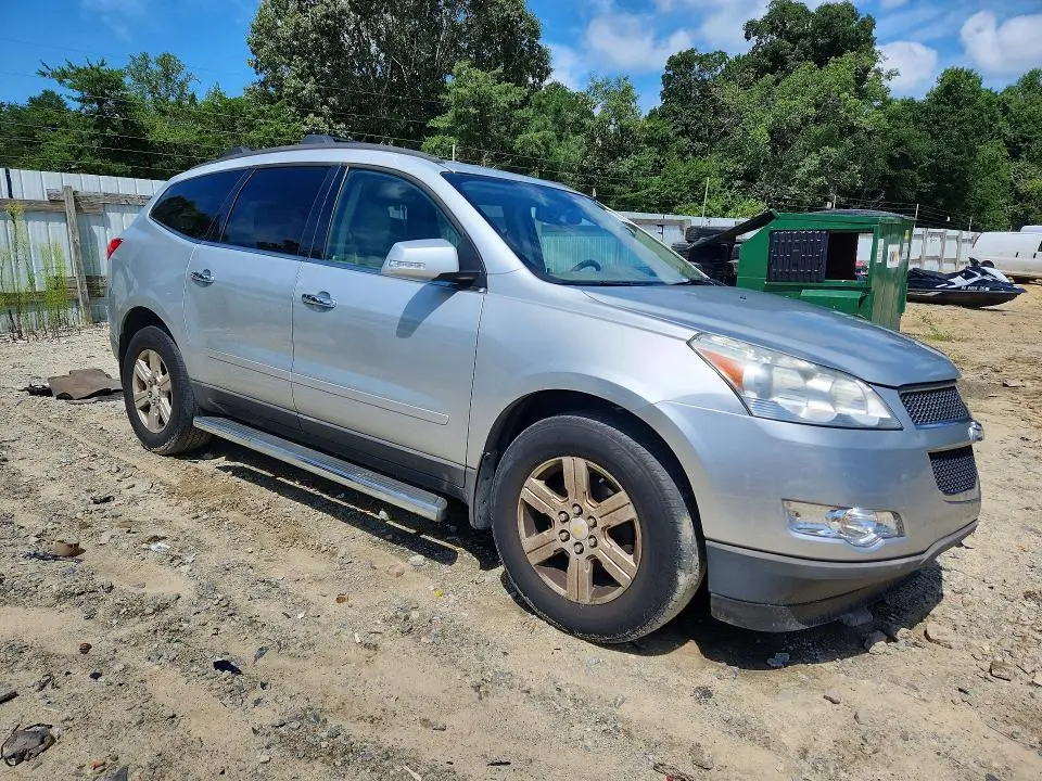 2012 CHEVROLET TRAVERSE LT  