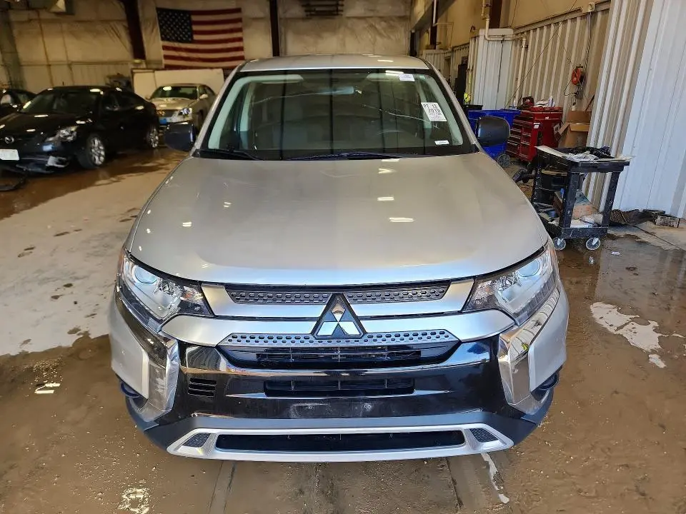 2019 MITSUBISHI OUTLANDER ES  