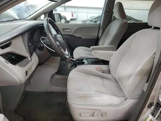 2015 TOYOTA SIENNA LE