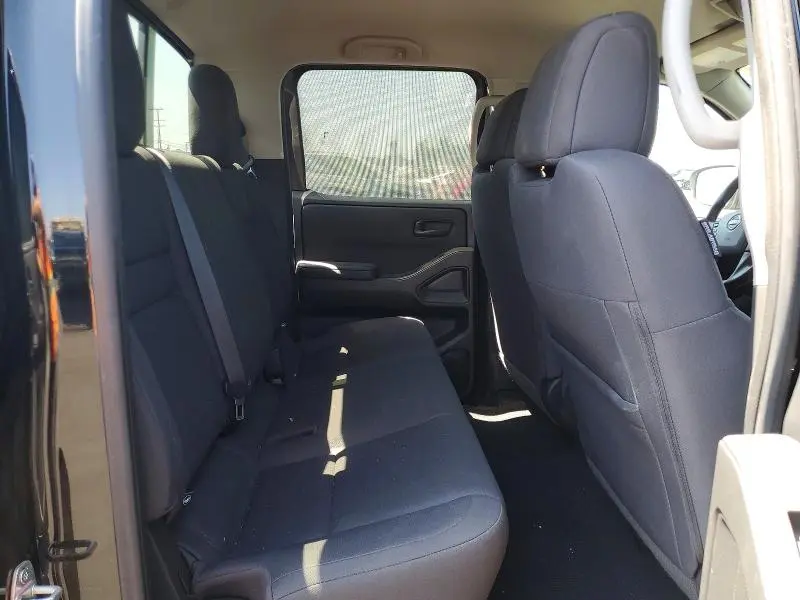 2025 NISSAN FRONTIER S  