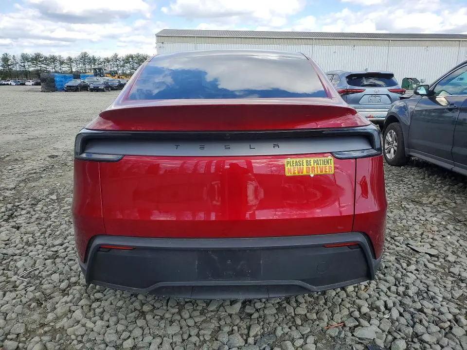 2026 TESLA MODEL Y   
