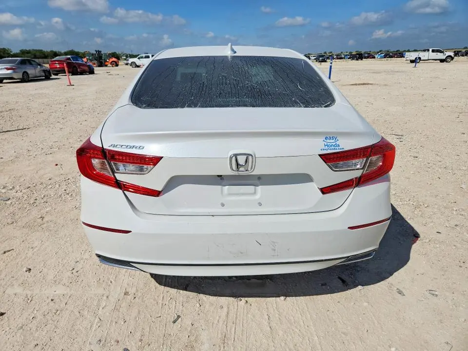2020 HONDA ACCORD LX  