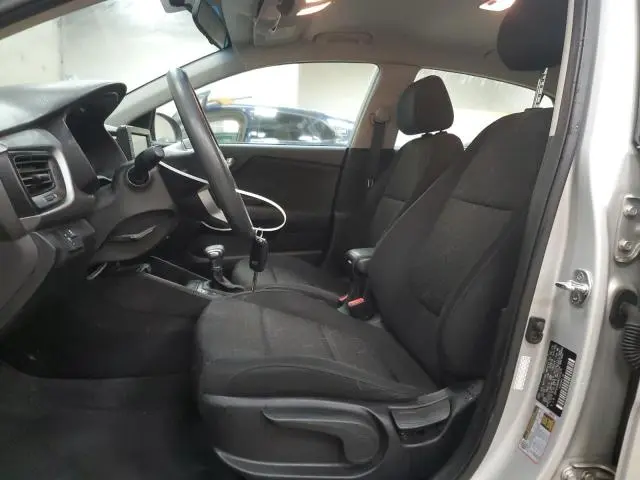 2019 KIA RIO S  