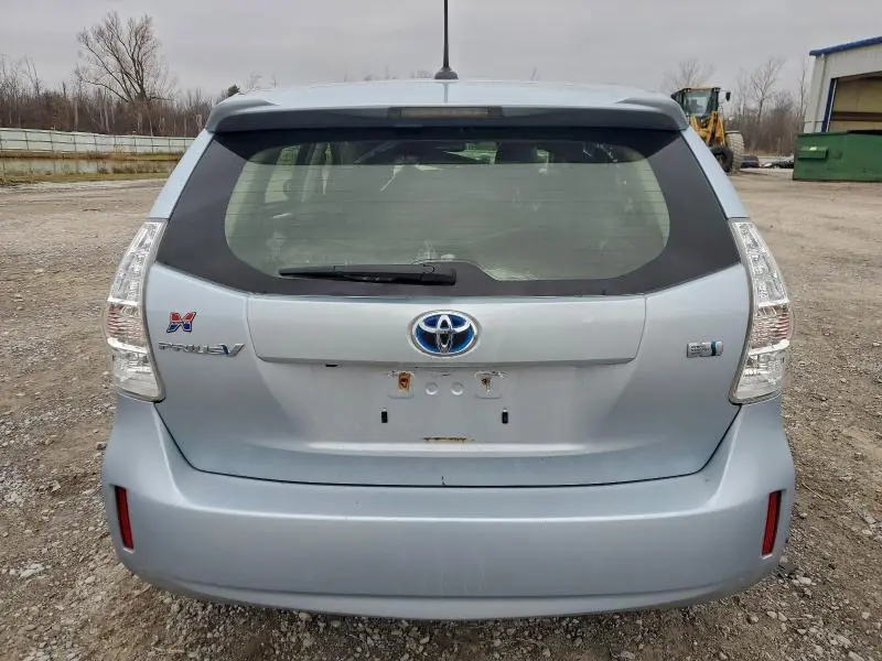2014 TOYOTA PRIUS V   