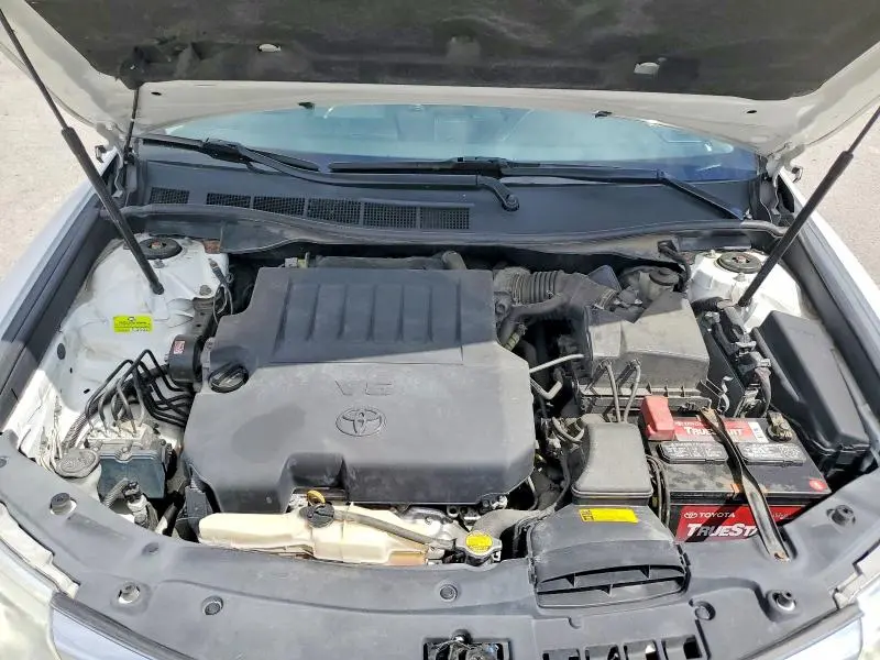 2014 TOYOTA CAMRY XLE V6  