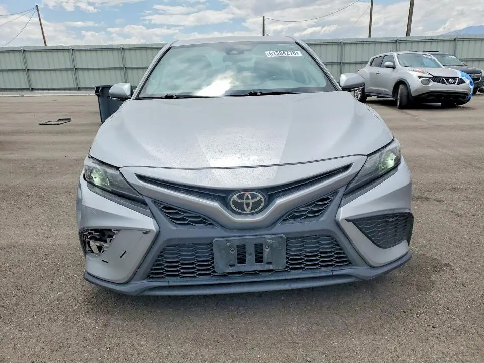 2022 TOYOTA CAMRY SE  