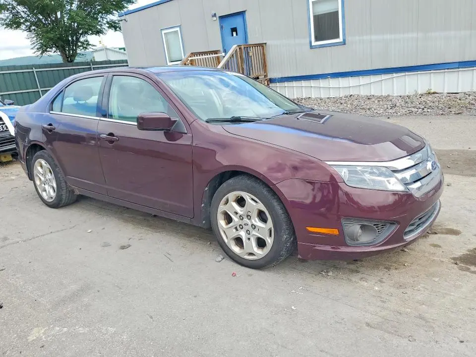 2011 FORD FUSION SE  