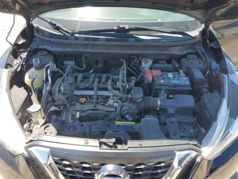 2019 NISSAN KICKS S  