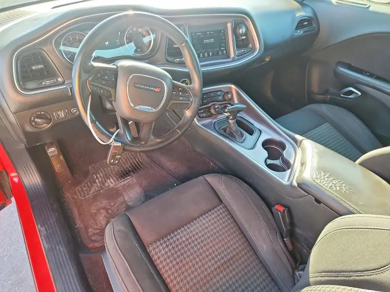 2018 DODGE CHALLENGER SXT  