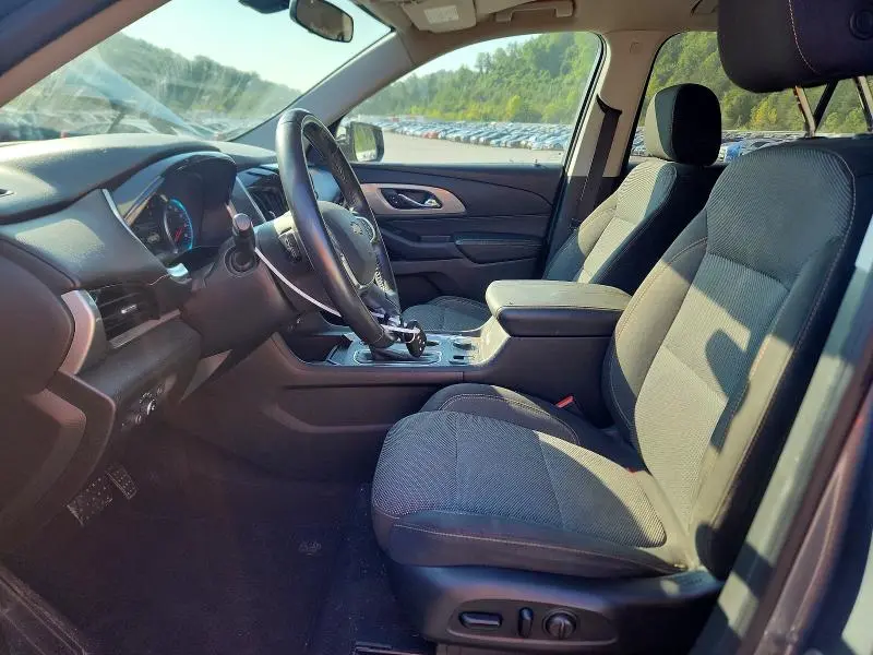 2018 CHEVROLET TRAVERSE LT  