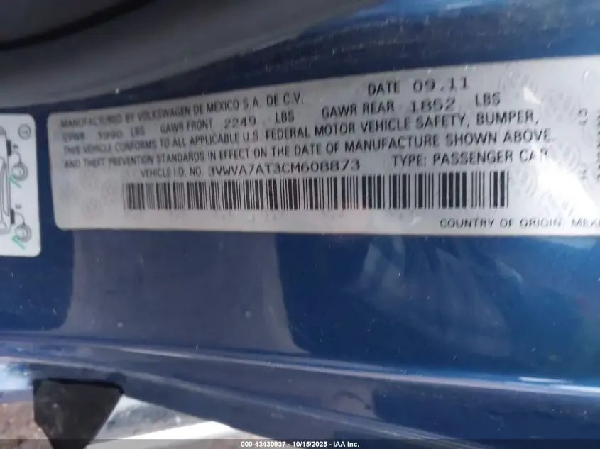 2012 VOLKSWAGEN BEETLE 2.0T TURBO