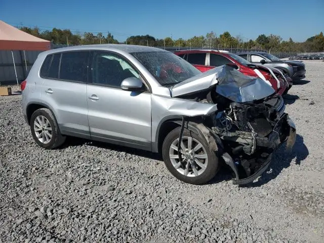 2014 VOLKSWAGEN TIGUAN S  