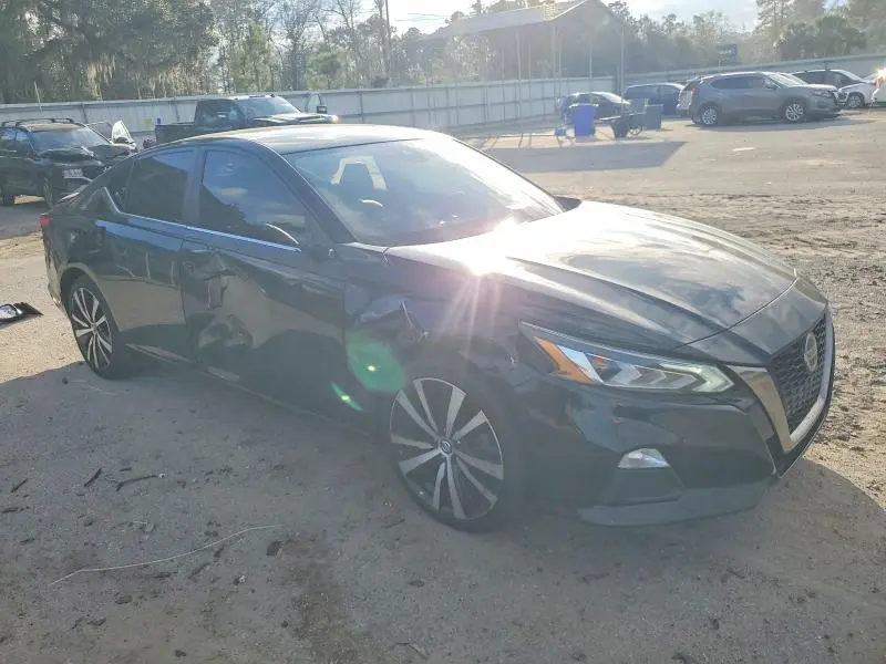 2020 NISSAN ALTIMA SR  