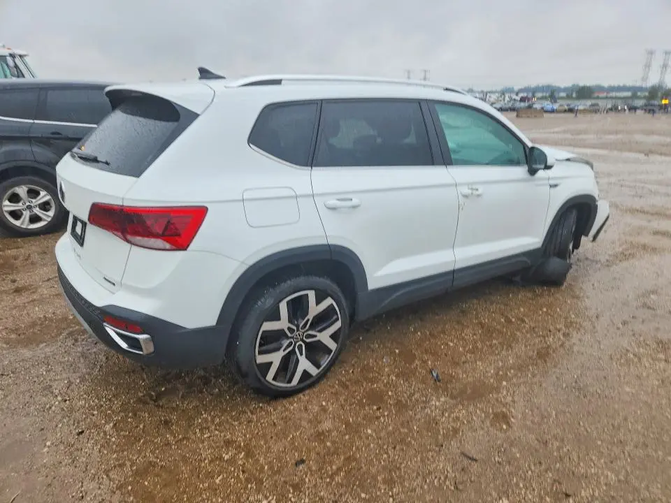 2023 VOLKSWAGEN TAOS SEL  
