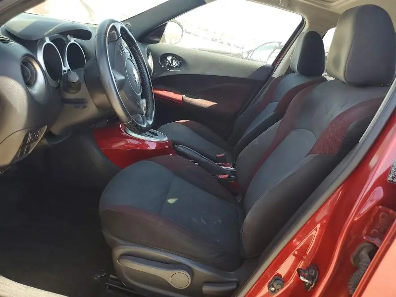 2014 NISSAN JUKE SV  