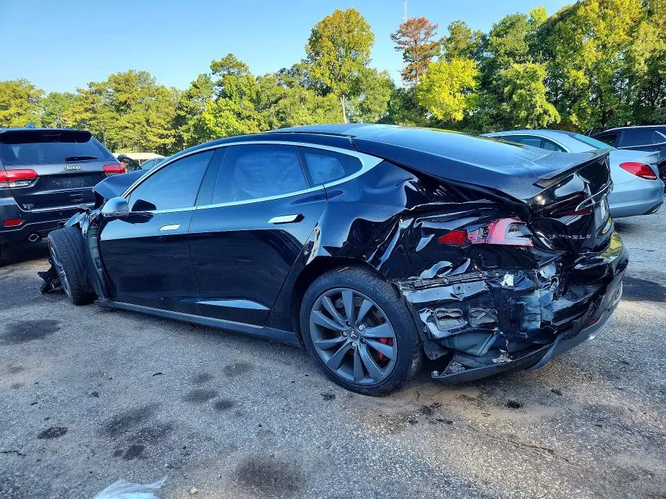 2015 TESLA MODEL S P85D  