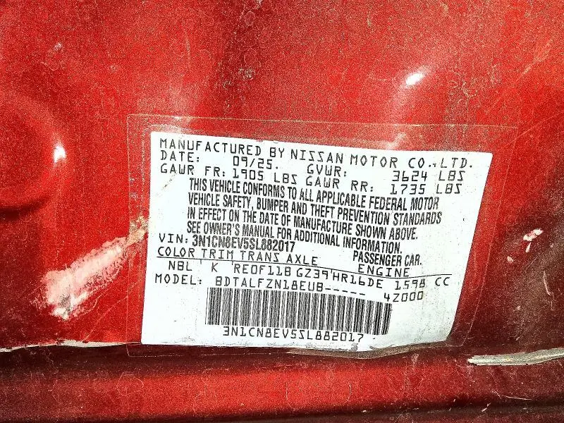 2025 NISSAN VERSA SV  