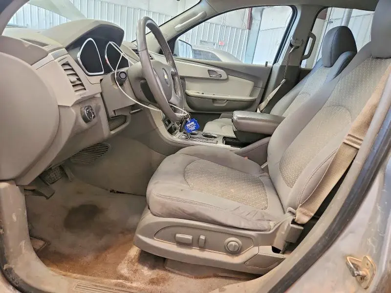 2012 CHEVROLET TRAVERSE LT  