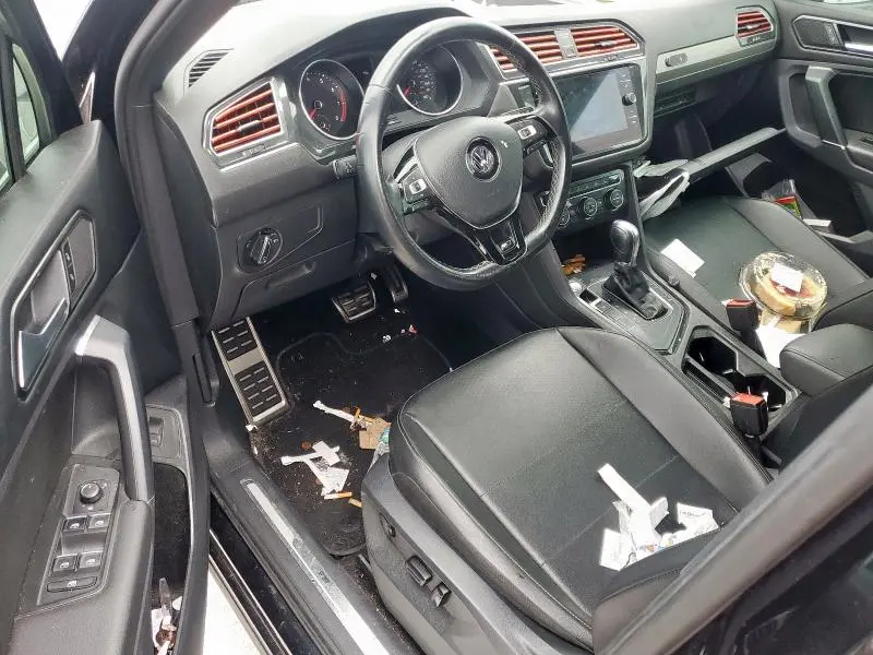 2018 VOLKSWAGEN TIGUAN SE  