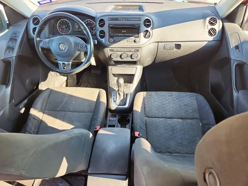 2014 VOLKSWAGEN TIGUAN S  