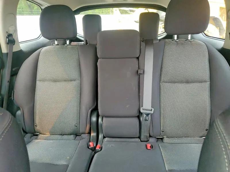 2018 NISSAN PATHFINDER SV  