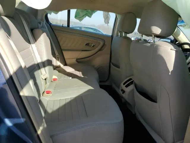 2018 FORD TAURUS SE