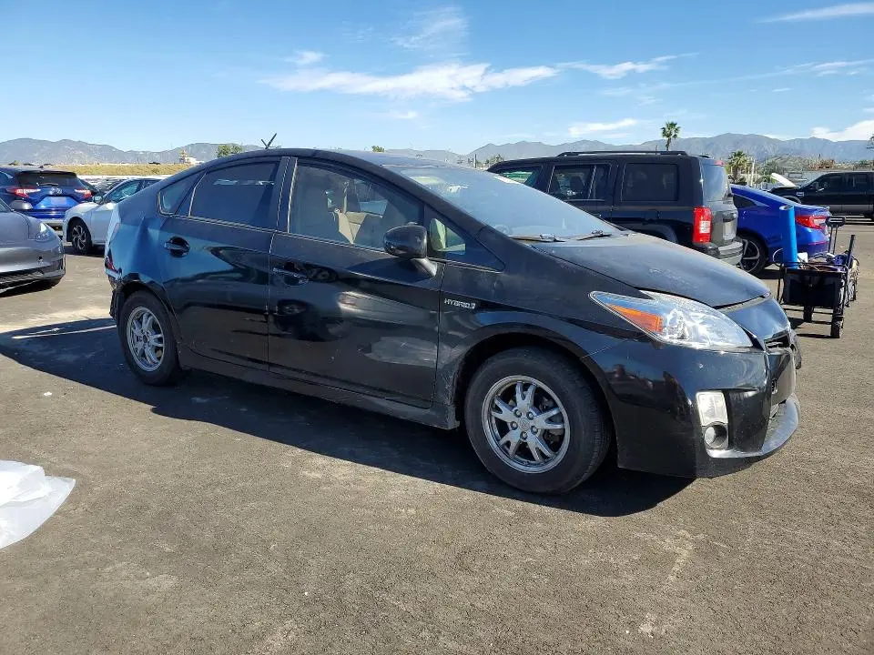 2011 TOYOTA PRIUS THREE  