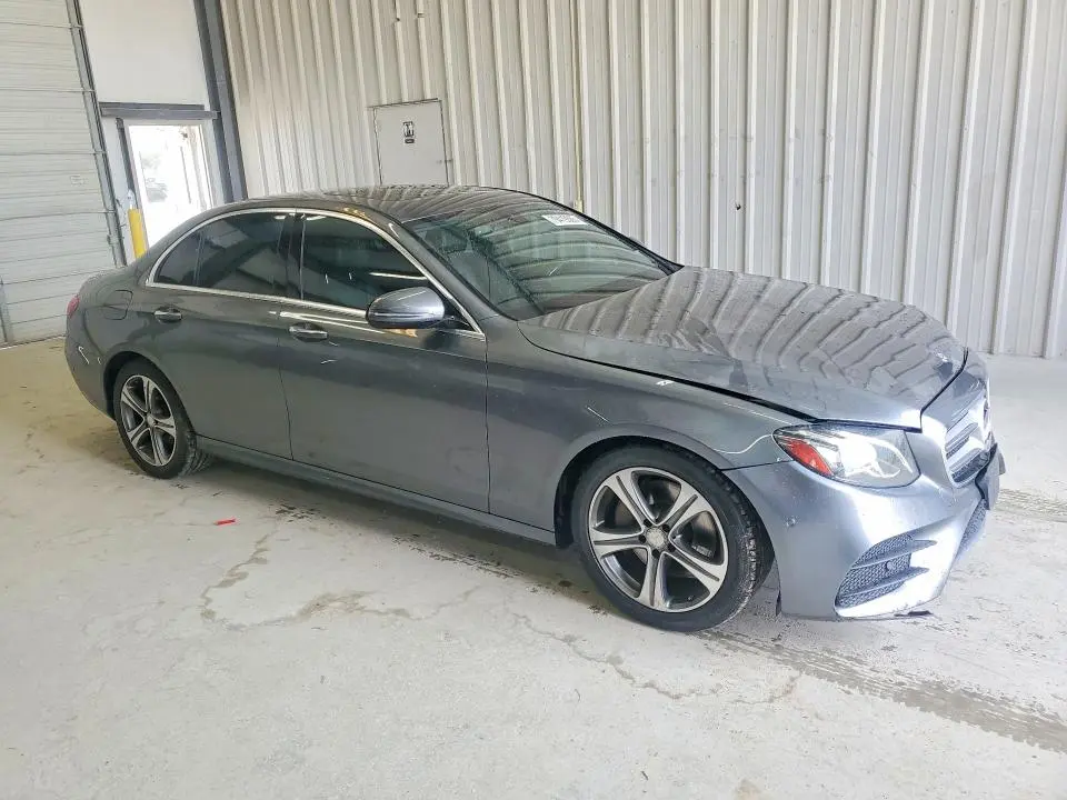 2017 MERCEDES-BENZ E 300  