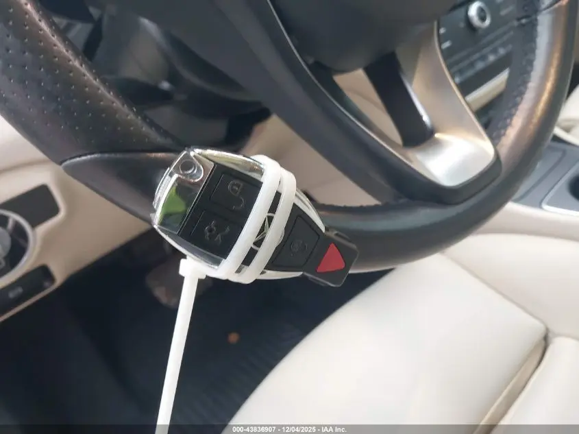 2017 MERCEDES-BENZ GLA 250  