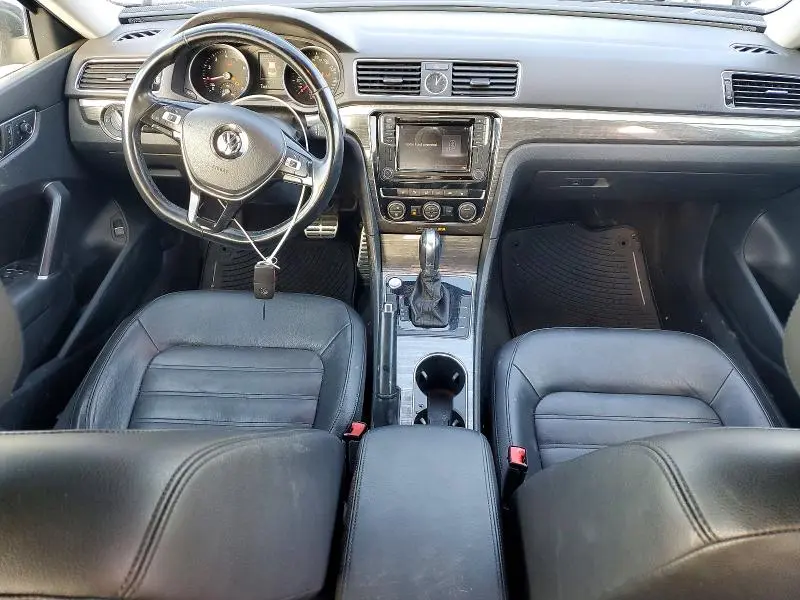 2017 VOLKSWAGEN PASSAT SEL PREMIUM  