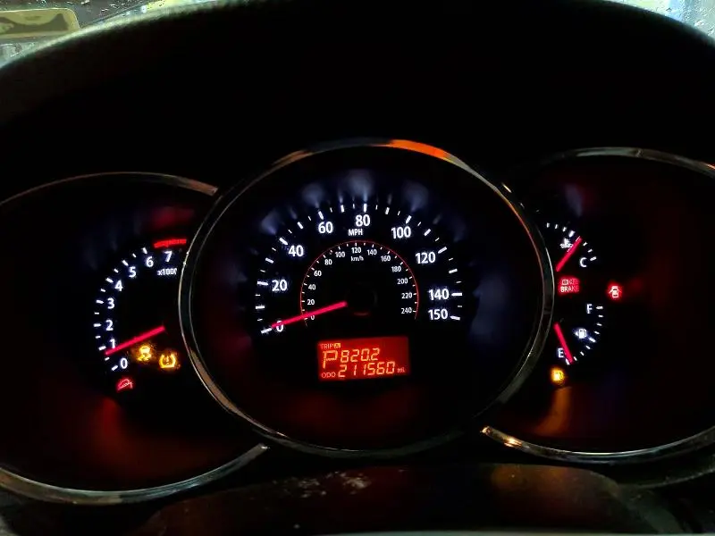 2013 KIA SORENTO LX  