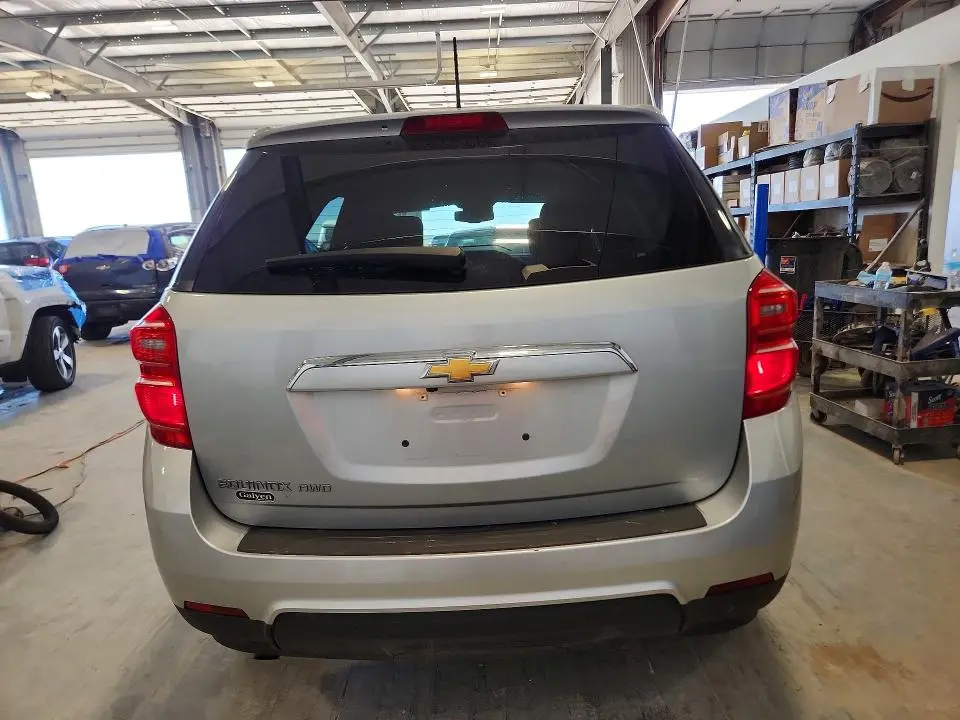 2017 CHEVROLET EQUINOX LS  