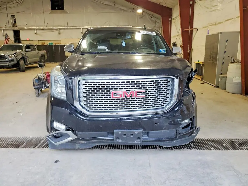 2016 GMC YUKON XL DENALI  