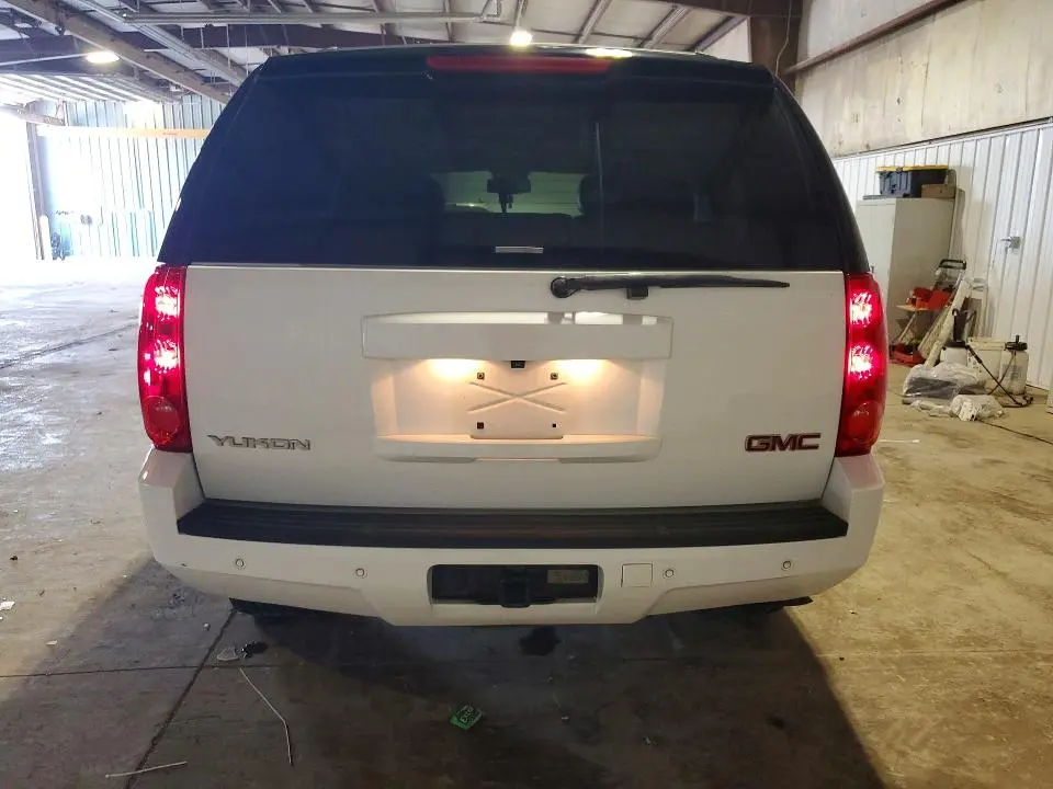 2011 GMC YUKON SLT  