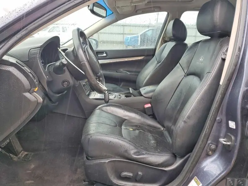 2010 INFINITI G37   