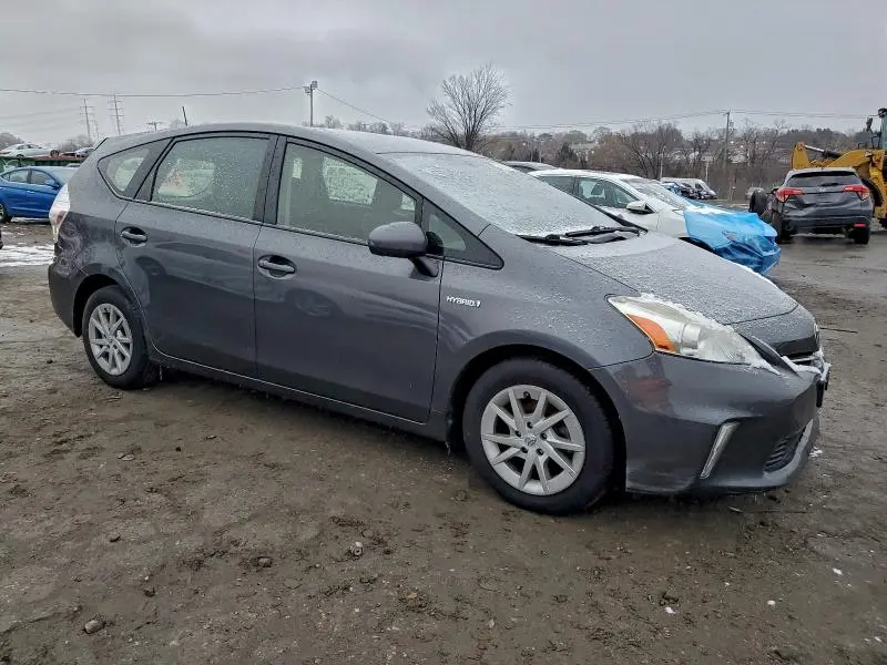 2012 TOYOTA PRIUS V   