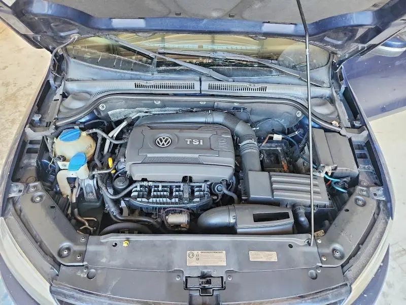 2014 VOLKSWAGEN JETTA SE  