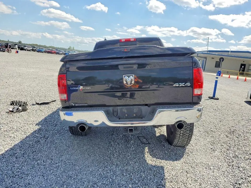 2013 RAM 1500 SLT  