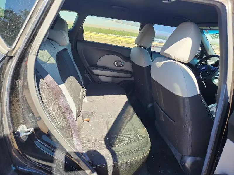 2015 KIA SOUL +  