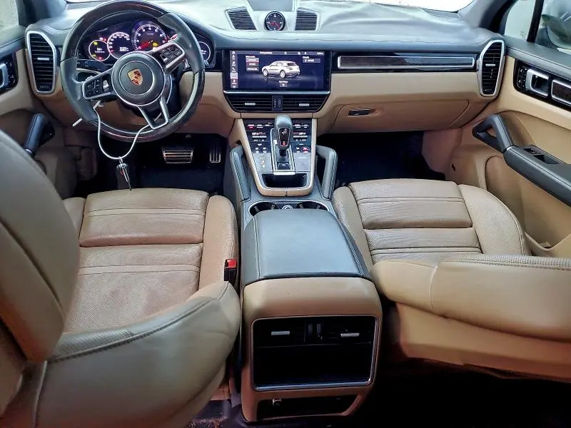 2019 PORSCHE CAYENNE S  