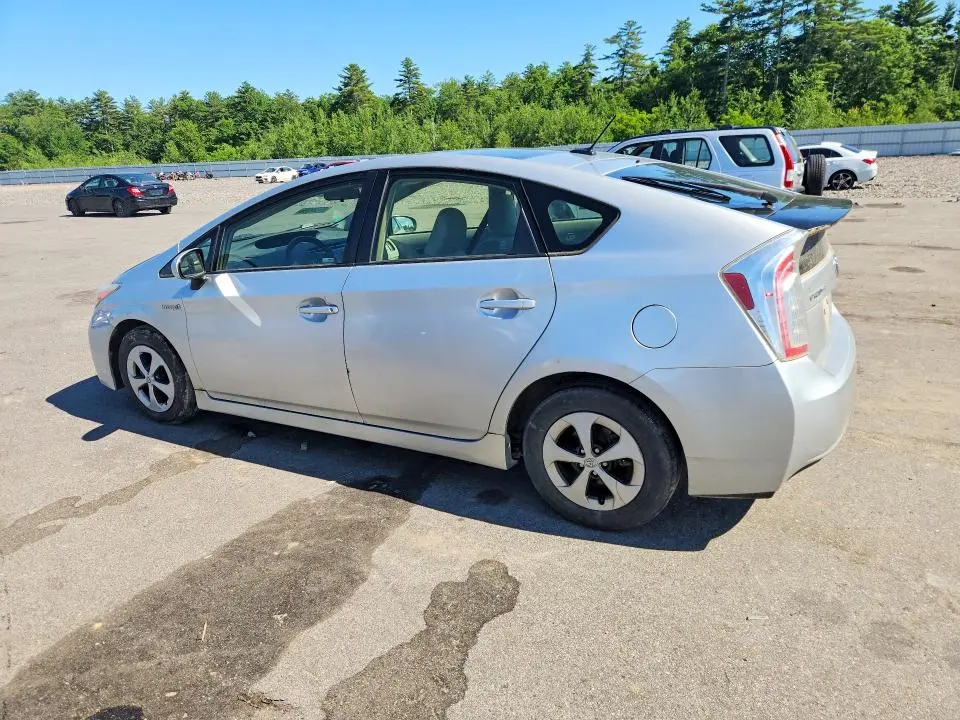 2012 TOYOTA PRIUS THREE  