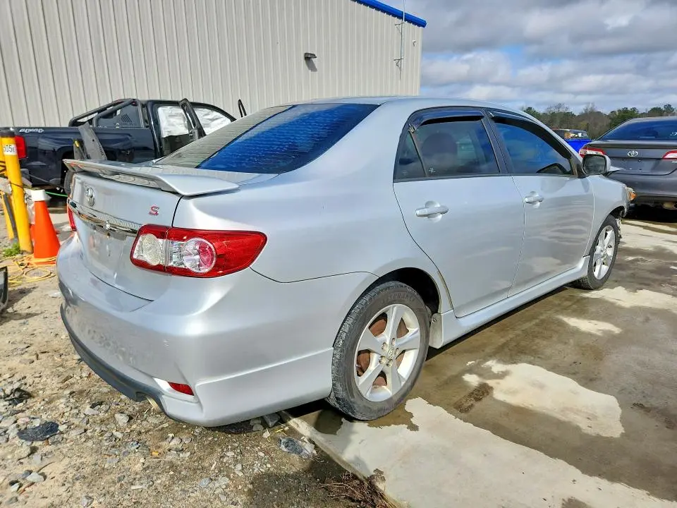 2013 TOYOTA COROLLA S  